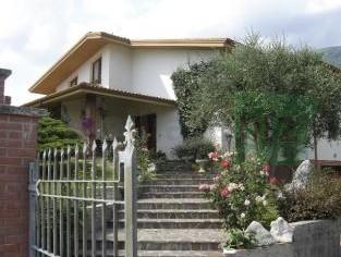 casa Vendita a Meduno Italia